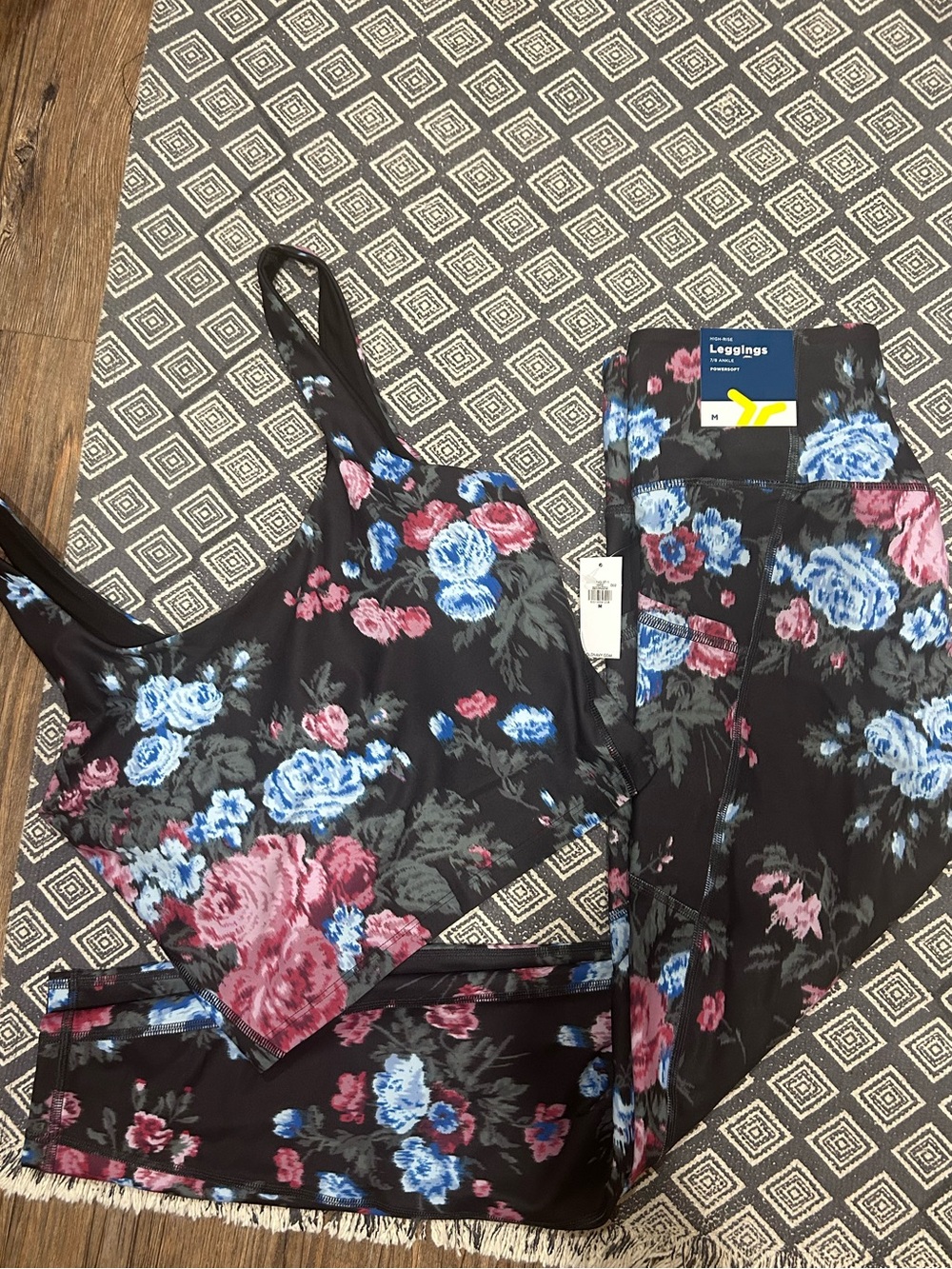 Old Navy Leggings and Tank Set-BOTH MEDIUM NWT
